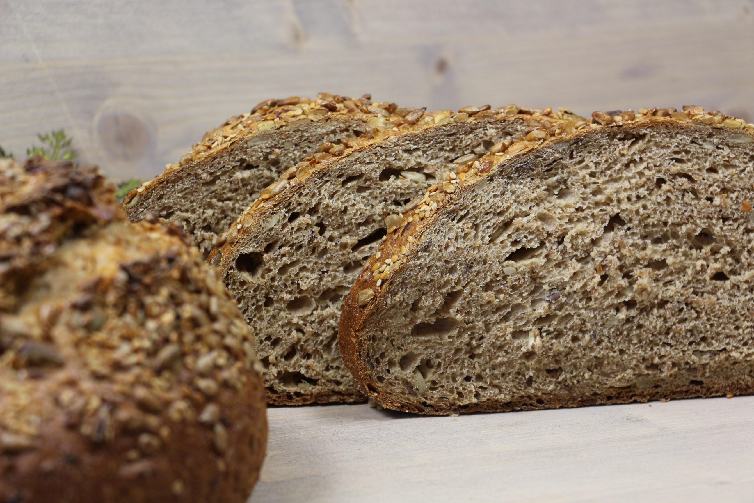 Bio-Südtiroler Laib - geschnittener Laib