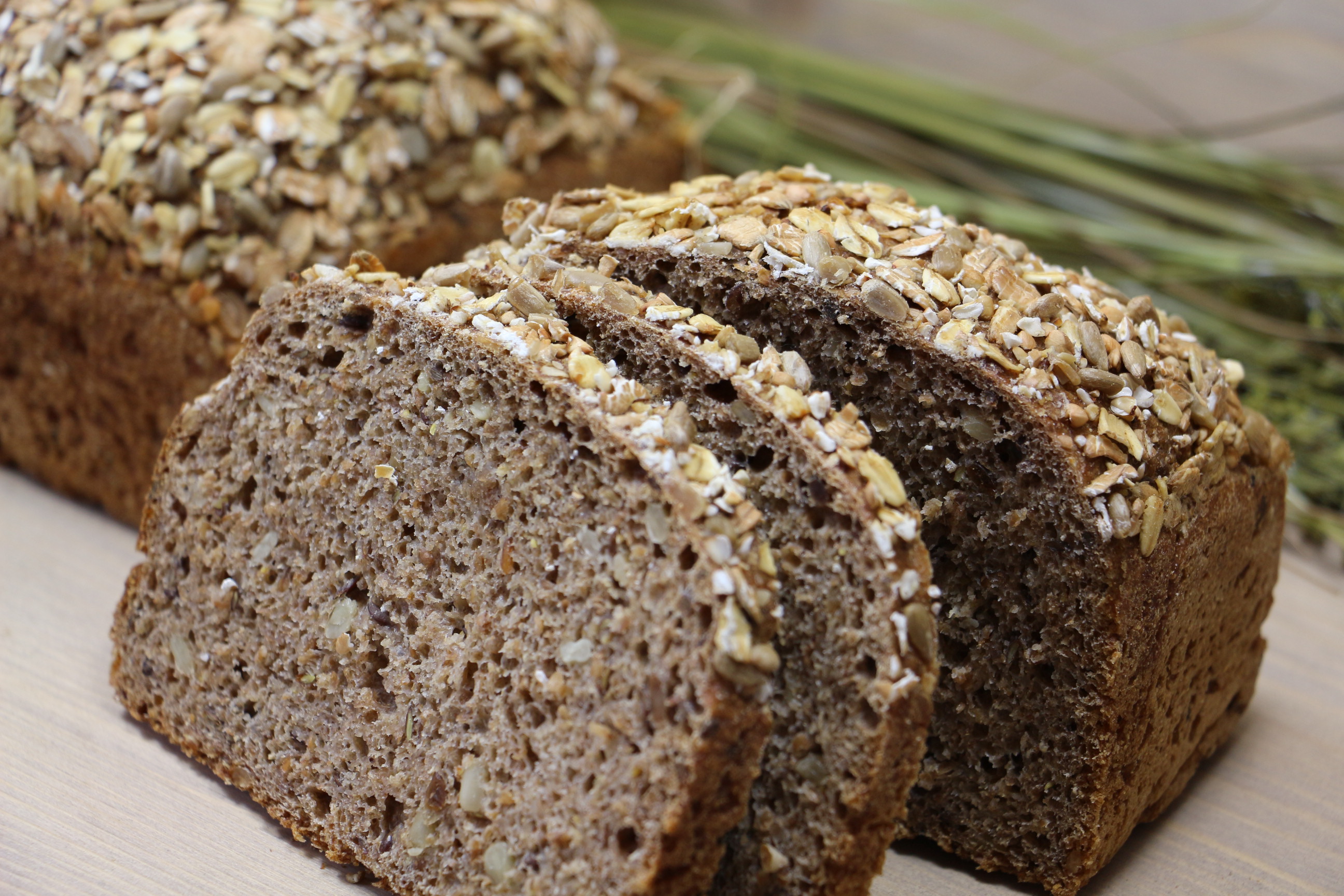 Bio-Meisterkrsute - geschnitener Laib